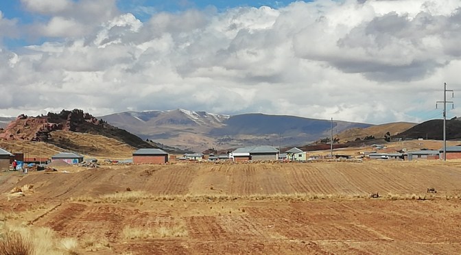 Flucht über die Berge –                                von Peru nach Bolivien
